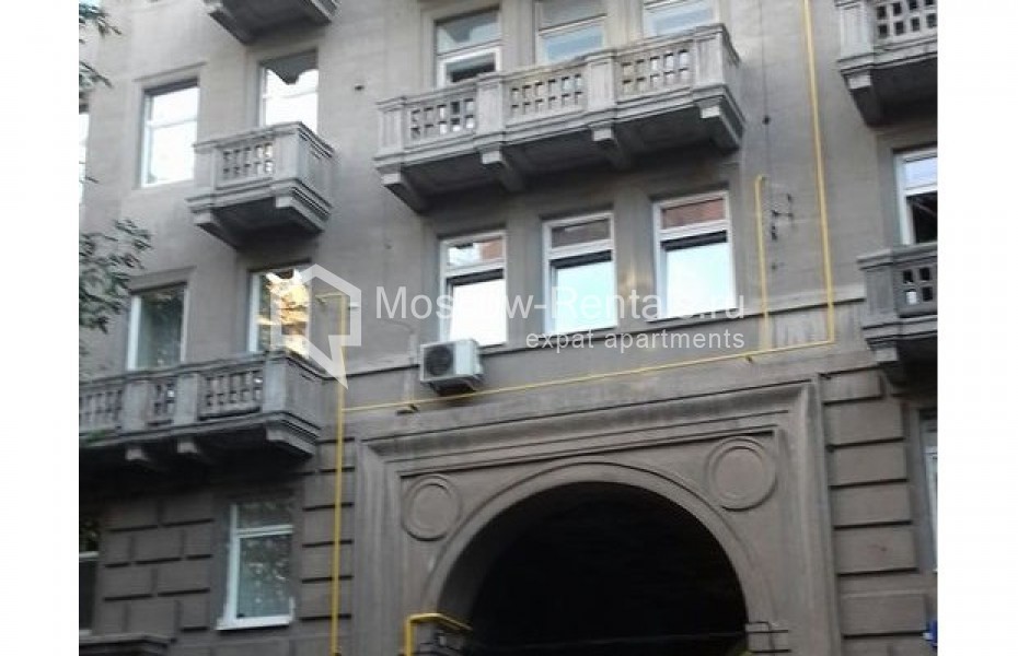 Photo #11 3-room (2 BR) apartment for <a href="http://moscow-rentals.ru/en/articles/long-term-rent" target="_blank">a long-term</a> rent
 in Russia, Moscow, Brusov lane, 7
