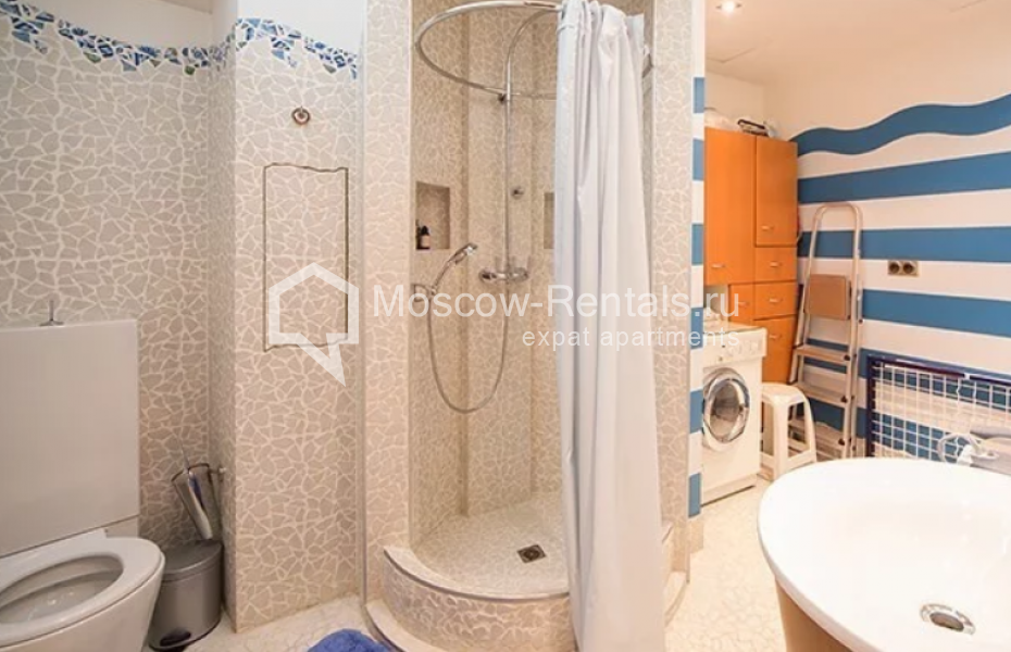 Photo #8 3-room (2 BR) apartment for <a href="http://moscow-rentals.ru/en/articles/long-term-rent" target="_blank">a long-term</a> rent
 in Russia, Moscow, 1st Smolenskyi lane, 17