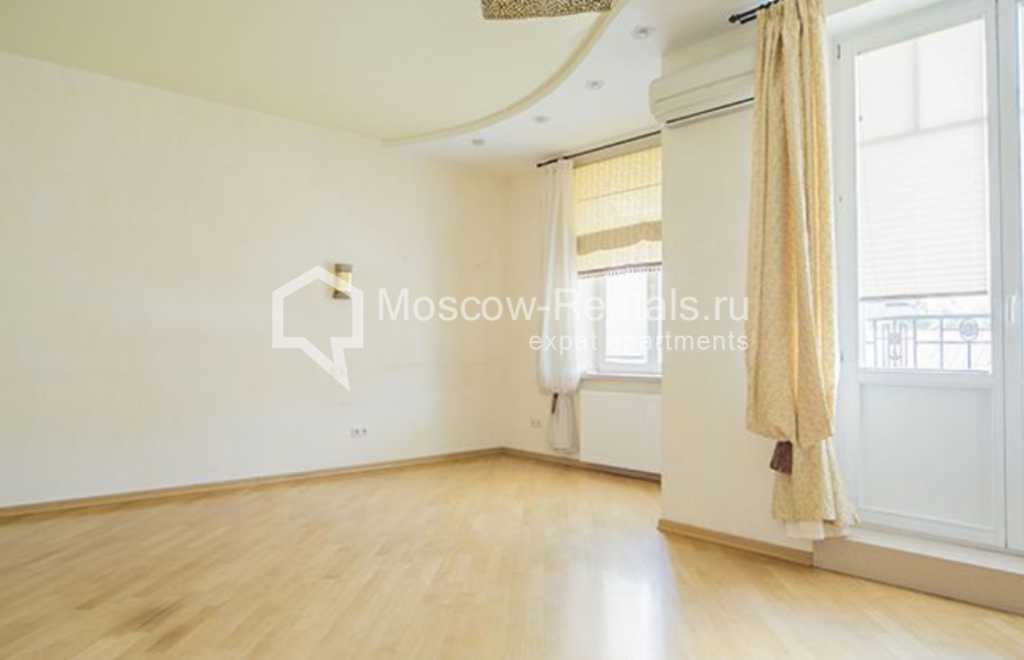 Photo #3 4-room (3 BR) apartment for <a href="http://moscow-rentals.ru/en/articles/long-term-rent" target="_blank">a long-term</a> rent
 in Russia, Moscow, Beregovaya str, 6