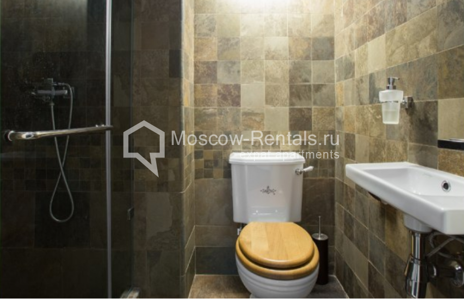 Photo #15 5-room (4 BR) apartment for <a href="http://moscow-rentals.ru/en/articles/long-term-rent" target="_blank">a long-term</a> rent
 in Russia, Moscow, Chistoprudnyi blv, 14 С 3