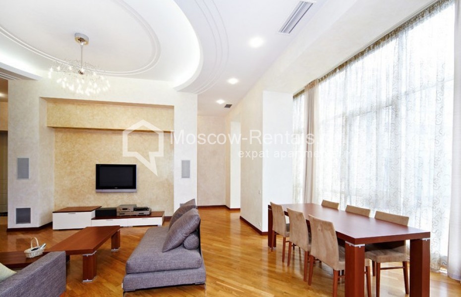 Photo #2 4-room (3 BR) apartment for <a href="http://moscow-rentals.ru/en/articles/long-term-rent" target="_blank">a long-term</a> rent
 in Russia, Moscow, Gusyatnikov lane, 13/3