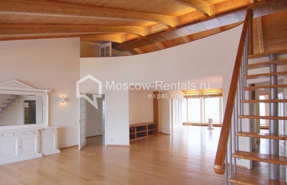 Photo #10 5-room (4 BR) apartment for <a href="http://moscow-rentals.ru/en/articles/long-term-rent" target="_blank">a long-term</a> rent
 in Russia, Moscow, Ogorodnaya Sloboda lane, 14