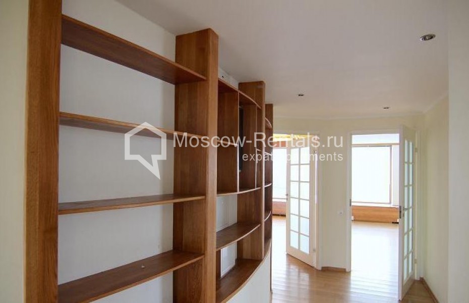 Photo #24 5-room (4 BR) apartment for <a href="http://moscow-rentals.ru/en/articles/long-term-rent" target="_blank">a long-term</a> rent
 in Russia, Moscow, Ogorodnaya Sloboda lane, 14