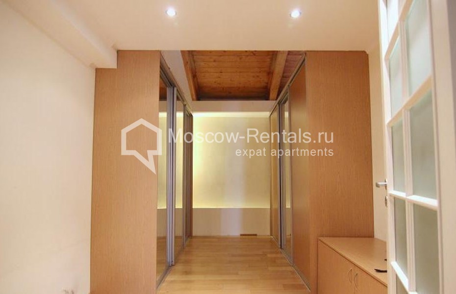 Photo #28 5-room (4 BR) apartment for <a href="http://moscow-rentals.ru/en/articles/long-term-rent" target="_blank">a long-term</a> rent
 in Russia, Moscow, Ogorodnaya Sloboda lane, 14