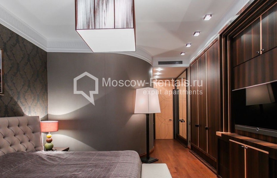 Photo #14 4-room (3 BR) apartment for <a href="http://moscow-rentals.ru/en/articles/long-term-rent" target="_blank">a long-term</a> rent
 in Russia, Moscow, Petrovskyi blv, 21