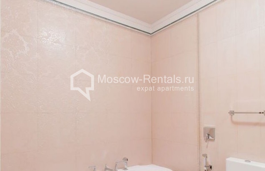 Photo #21 4-room (3 BR) apartment for <a href="http://moscow-rentals.ru/en/articles/long-term-rent" target="_blank">a long-term</a> rent
 in Russia, Moscow, Petrovskyi blv, 21