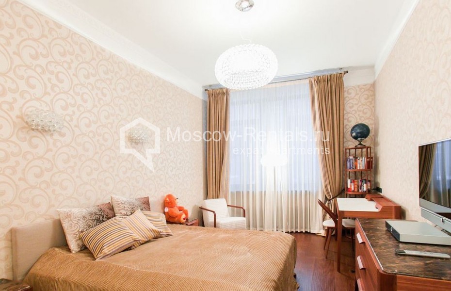 Photo #22 4-room (3 BR) apartment for <a href="http://moscow-rentals.ru/en/articles/long-term-rent" target="_blank">a long-term</a> rent
 in Russia, Moscow, Petrovskyi blv, 21