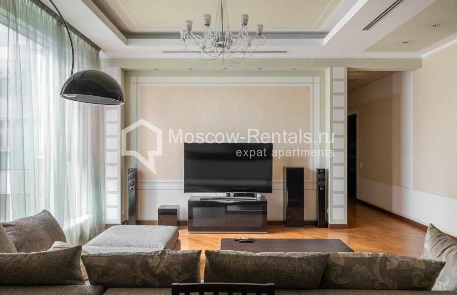 Photo #2 4-room (3 BR) apartment for <a href="http://moscow-rentals.ru/en/articles/long-term-rent" target="_blank">a long-term</a> rent
 in Russia, Moscow, Bolshaya Gruzinskaya str, 69