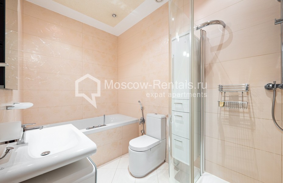 Photo #13 4-room (3 BR) apartment for <a href="http://moscow-rentals.ru/en/articles/long-term-rent" target="_blank">a long-term</a> rent
 in Russia, Moscow, Bolshaya Gruzinskaya str, 69
