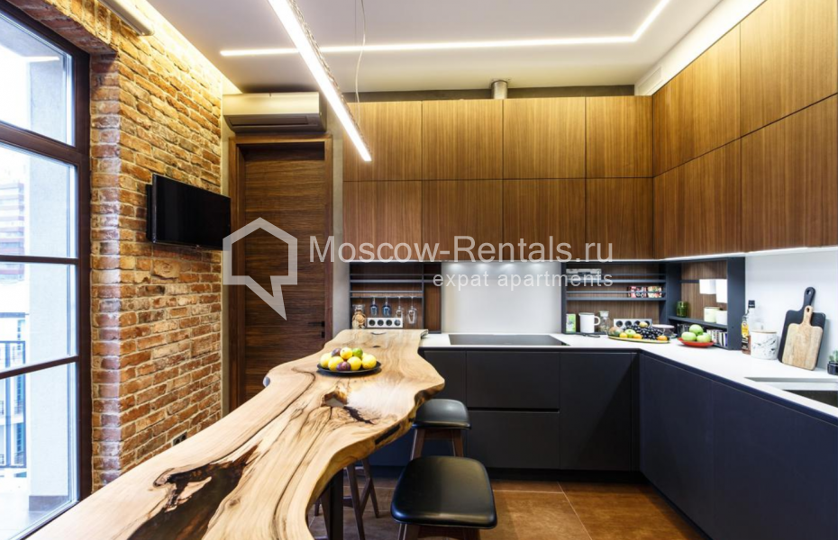 Photo #11 4-room (3 BR) apartment for <a href="http://moscow-rentals.ru/en/articles/long-term-rent" target="_blank">a long-term</a> rent
 in Russia, Moscow, Fadeeva str, 4 А