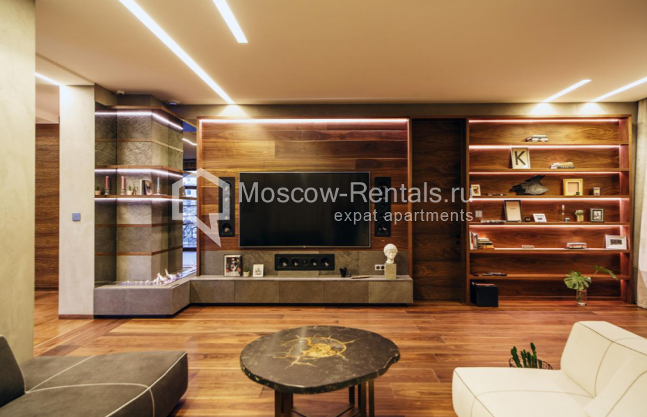 Photo #2 4-room (3 BR) apartment for <a href="http://moscow-rentals.ru/en/articles/long-term-rent" target="_blank">a long-term</a> rent
 in Russia, Moscow, Fadeeva str, 4 А