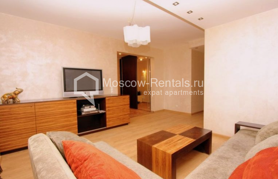 Photo #1 2-room (1 BR) apartment for <a href="http://moscow-rentals.ru/en/articles/long-term-rent" target="_blank">a long-term</a> rent
 in Russia, Moscow, Bolshoi Savvisnkyi lane, 3