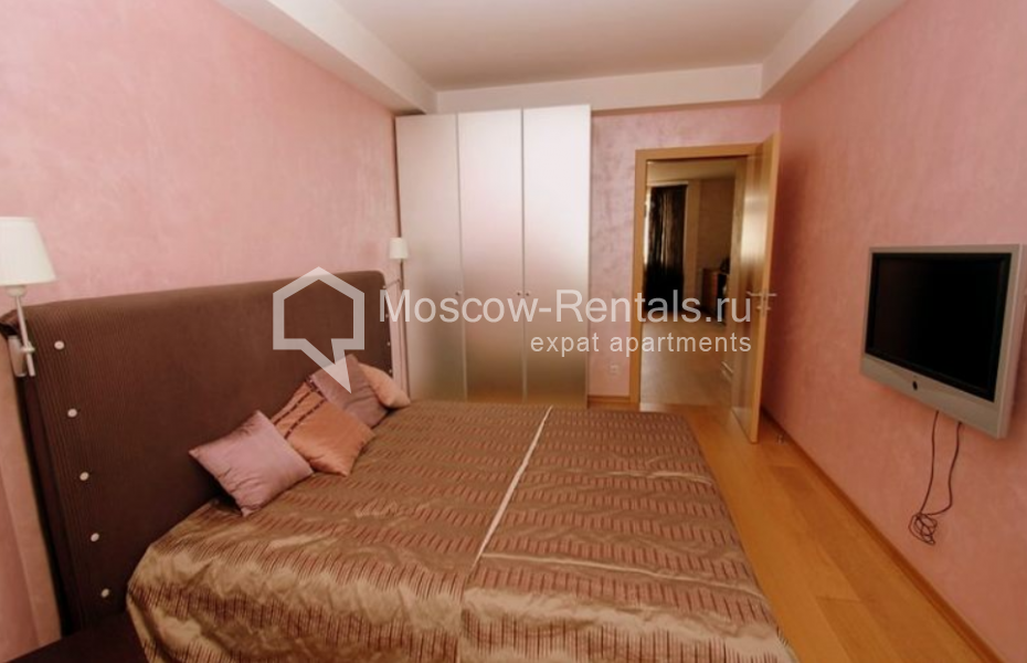 Photo #7 2-room (1 BR) apartment for <a href="http://moscow-rentals.ru/en/articles/long-term-rent" target="_blank">a long-term</a> rent
 in Russia, Moscow, Bolshoi Savvisnkyi lane, 3