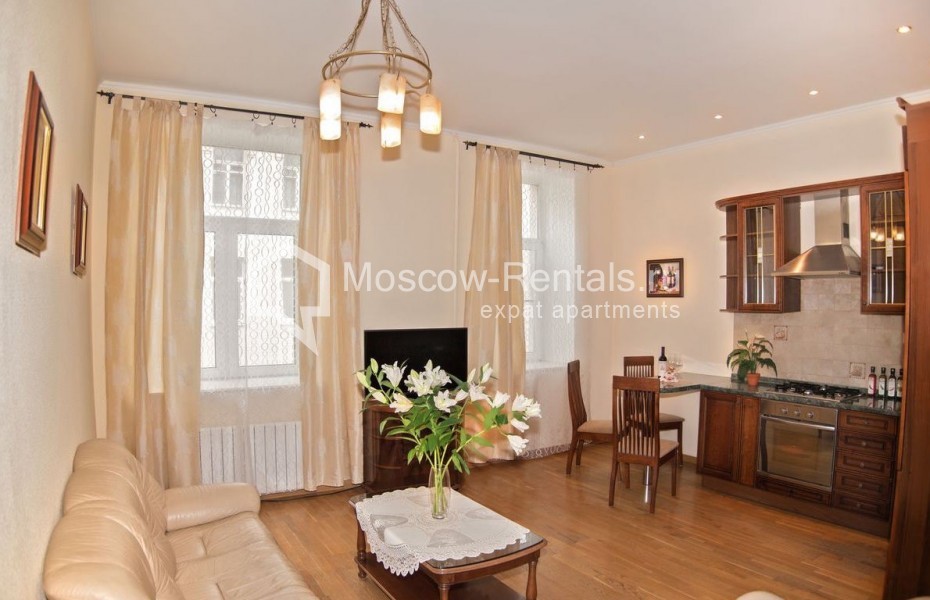 Photo #2 2-room (1 BR) apartment for <a href="http://moscow-rentals.ru/en/articles/long-term-rent" target="_blank">a long-term</a> rent
 in Russia, Moscow, Arbat str, 51 С 1