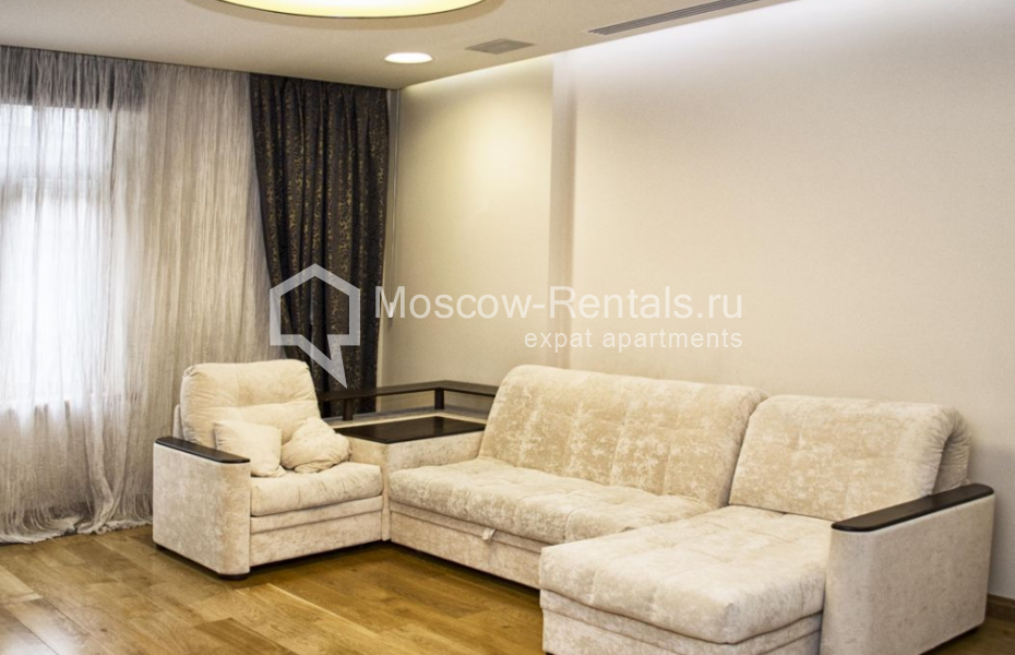 Photo #2 5-room (4 BR) apartment for <a href="http://moscow-rentals.ru/en/articles/long-term-rent" target="_blank">a long-term</a> rent
 in Russia, Moscow, Bolshaya Yakimanka str, 22 К 3