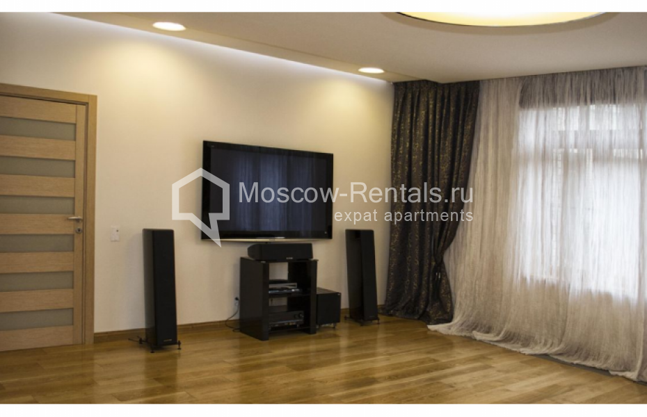 Photo #3 5-room (4 BR) apartment for <a href="http://moscow-rentals.ru/en/articles/long-term-rent" target="_blank">a long-term</a> rent
 in Russia, Moscow, Bolshaya Yakimanka str, 22 К 3