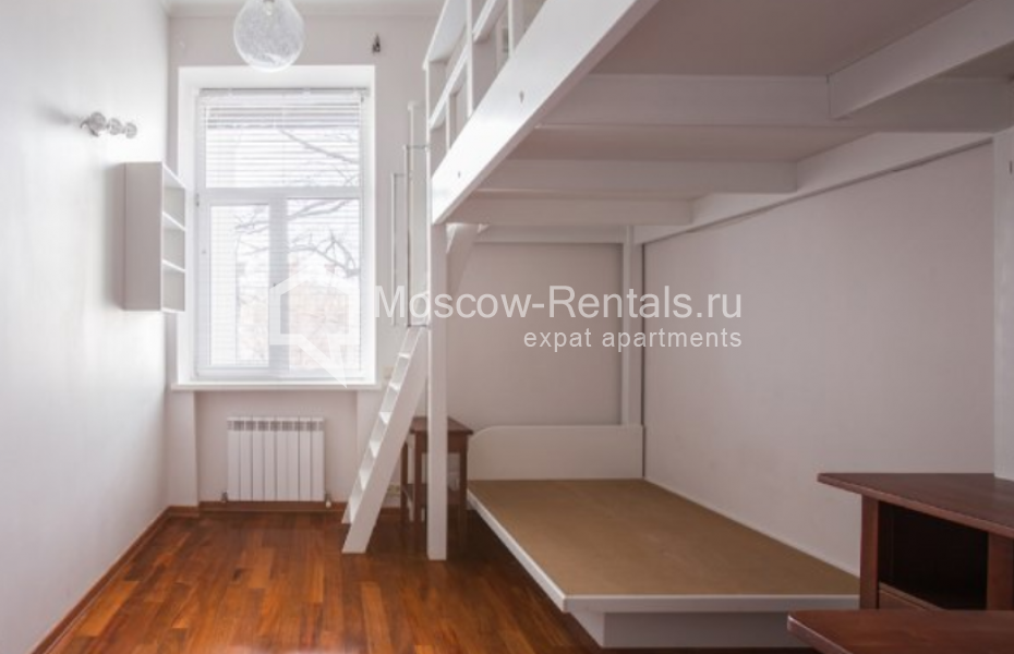 Photo #8 5-room (4 BR) apartment for <a href="http://moscow-rentals.ru/en/articles/long-term-rent" target="_blank">a long-term</a> rent
 in Russia, Moscow, Novokuznetskaya str, 3