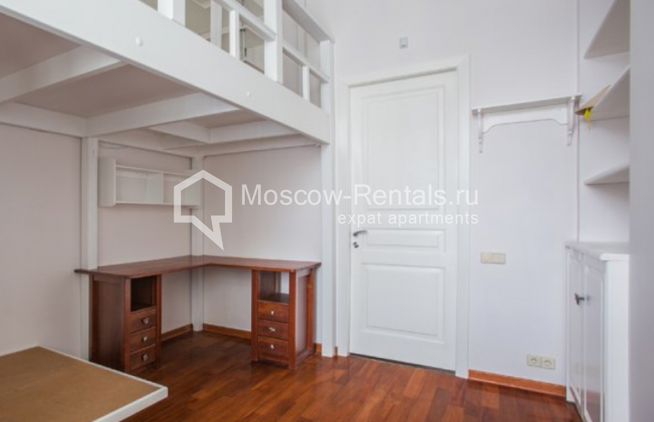 Photo #9 5-room (4 BR) apartment for <a href="http://moscow-rentals.ru/en/articles/long-term-rent" target="_blank">a long-term</a> rent
 in Russia, Moscow, Novokuznetskaya str, 3