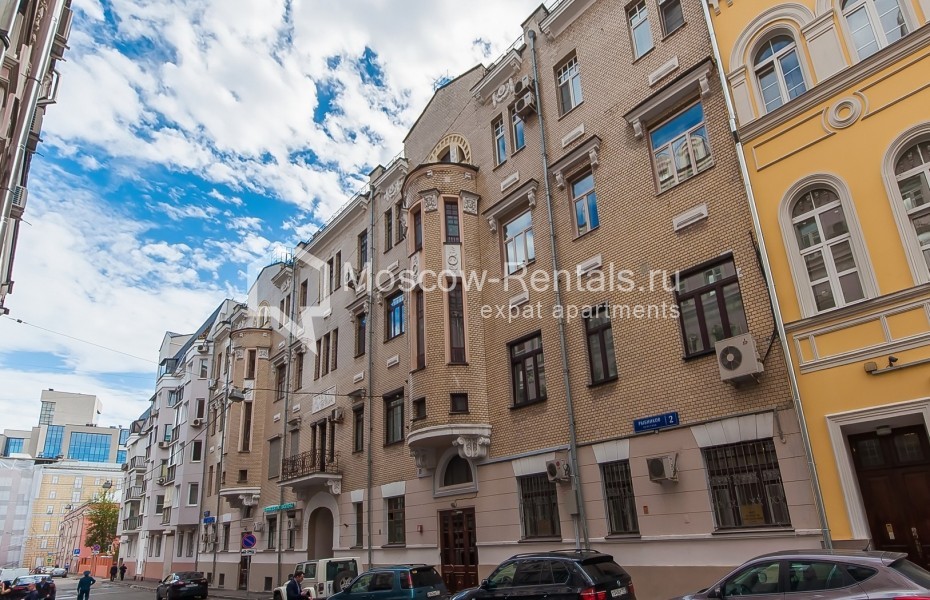 Photo #24 4-room (3 BR) apartment for <a href="http://moscow-rentals.ru/en/articles/long-term-rent" target="_blank">a long-term</a> rent
 in Russia, Moscow, Rybnikov lane, 2