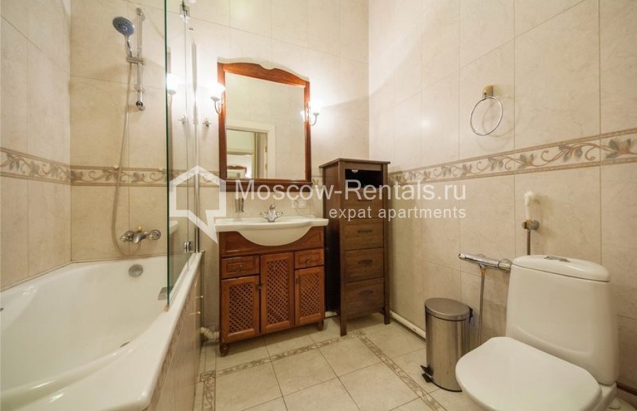 Photo #8 4-room (3 BR) apartment for <a href="http://moscow-rentals.ru/en/articles/long-term-rent" target="_blank">a long-term</a> rent
 in Russia, Moscow, Bolshoi Kislovskyi lane, 4 С 1