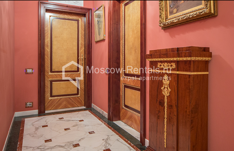 Photo #8 3-room (2 BR) apartment for <a href="http://moscow-rentals.ru/en/articles/long-term-rent" target="_blank">a long-term</a> rent
 in Russia, Moscow, Bakhrushina str, 13