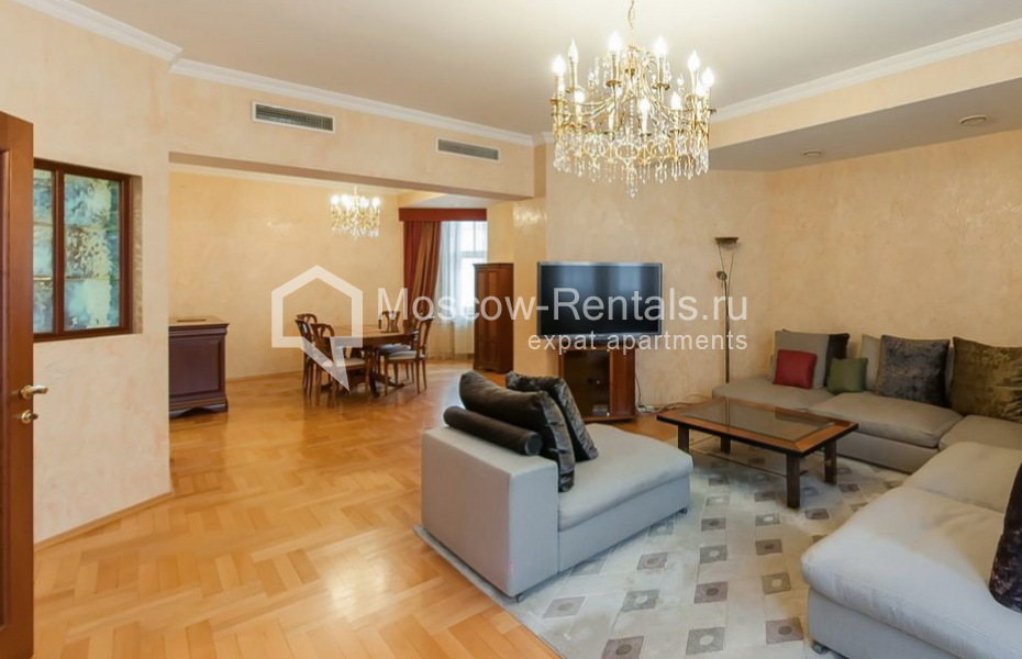 Photo #4 4-room (3 BR) apartment for <a href="http://moscow-rentals.ru/en/articles/long-term-rent" target="_blank">a long-term</a> rent
 in Russia, Moscow, Golikovskyi lane, 5