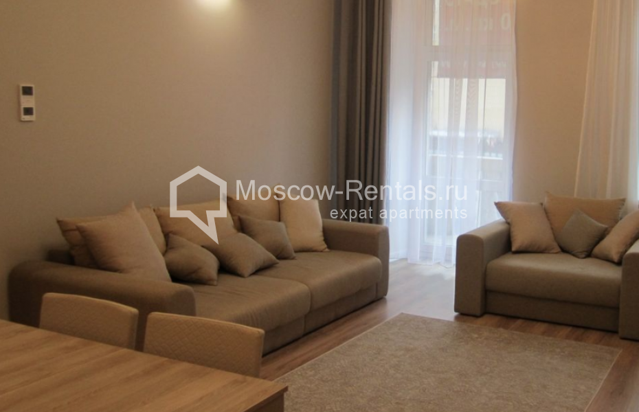 Photo #1 3-room (2 BR) apartment for <a href="http://moscow-rentals.ru/en/articles/long-term-rent" target="_blank">a long-term</a> rent
 in Russia, Moscow, Bolshaya Yakimanka str, 25