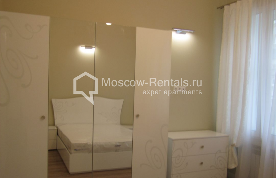 Photo #7 3-room (2 BR) apartment for <a href="http://moscow-rentals.ru/en/articles/long-term-rent" target="_blank">a long-term</a> rent
 in Russia, Moscow, Bolshaya Yakimanka str, 25
