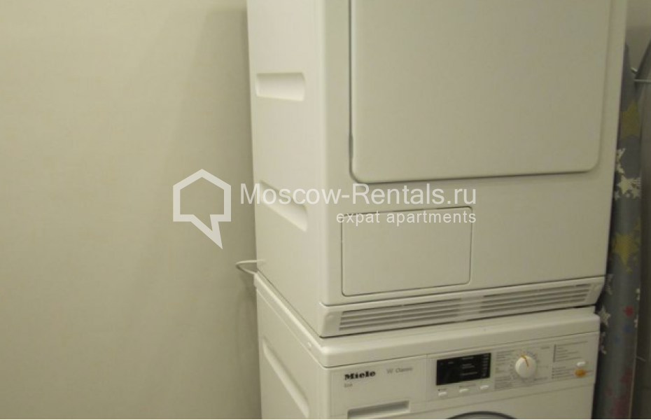 Photo #11 3-room (2 BR) apartment for <a href="http://moscow-rentals.ru/en/articles/long-term-rent" target="_blank">a long-term</a> rent
 in Russia, Moscow, Bolshaya Yakimanka str, 25