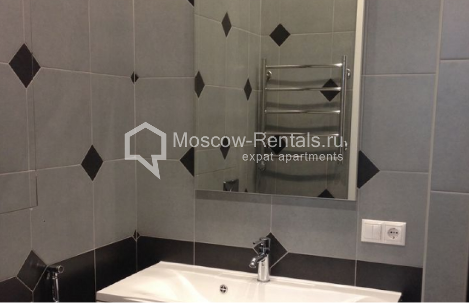 Photo #14 3-room (2 BR) apartment for <a href="http://moscow-rentals.ru/en/articles/long-term-rent" target="_blank">a long-term</a> rent
 in Russia, Moscow, Bolshaya Yakimanka str, 25