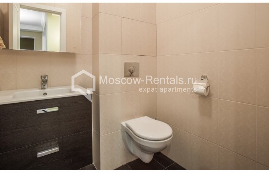Photo #10 3-room (2 BR) apartment for <a href="http://moscow-rentals.ru/en/articles/long-term-rent" target="_blank">a long-term</a> rent
 in Russia, Moscow, Sadovnicheskaya str,  57 С 1