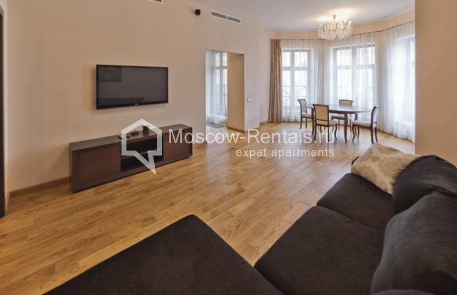 Photo #2 3-room (2 BR) apartment for <a href="http://moscow-rentals.ru/en/articles/long-term-rent" target="_blank">a long-term</a> rent
 in Russia, Moscow, Malaya Polyanka str, 2