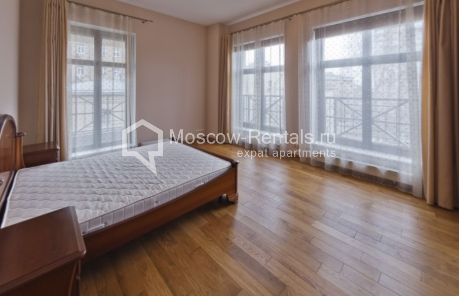 Photo #5 3-room (2 BR) apartment for <a href="http://moscow-rentals.ru/en/articles/long-term-rent" target="_blank">a long-term</a> rent
 in Russia, Moscow, Malaya Polyanka str, 2