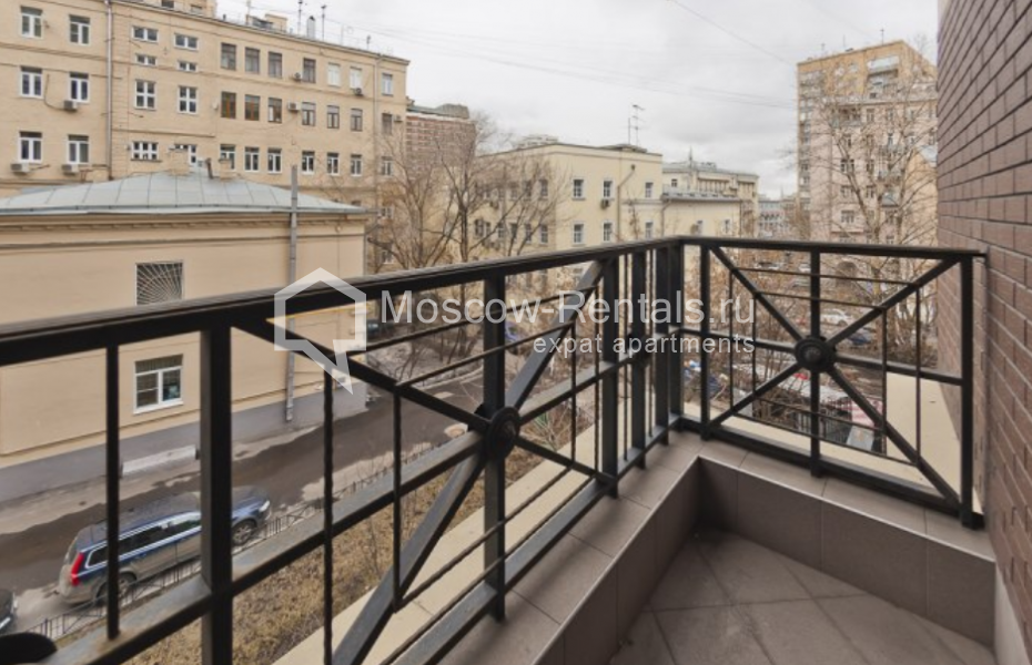 Photo #8 3-room (2 BR) apartment for <a href="http://moscow-rentals.ru/en/articles/long-term-rent" target="_blank">a long-term</a> rent
 in Russia, Moscow, Malaya Polyanka str, 2