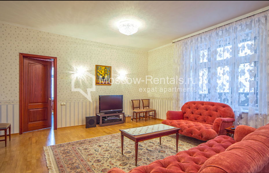 Photo #13 3-room (2 BR) apartment for <a href="http://moscow-rentals.ru/en/articles/long-term-rent" target="_blank">a long-term</a> rent
 in Russia, Moscow, Runovskyi lane, 12