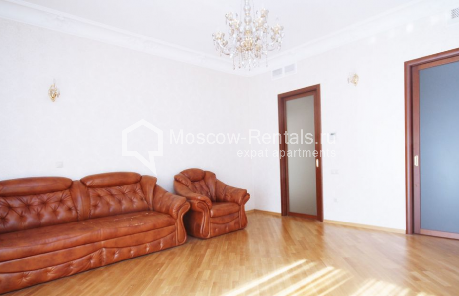Photo #11 3-room (2 BR) apartment for <a href="http://moscow-rentals.ru/en/articles/long-term-rent" target="_blank">a long-term</a> rent
 in Russia, Moscow, Malaya Polyanka str, 2