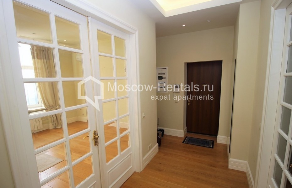 Photo #13 3-room (2 BR) apartment for <a href="http://moscow-rentals.ru/en/articles/long-term-rent" target="_blank">a long-term</a> rent
 in Russia, Moscow, Bolshaya Polyanka str, 1/3