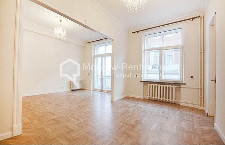 Photo #3 6-room (5 BR) apartment for <a href="http://moscow-rentals.ru/en/articles/long-term-rent" target="_blank">a long-term</a> rent
 in Russia, Moscow, Tverskaya str, 15