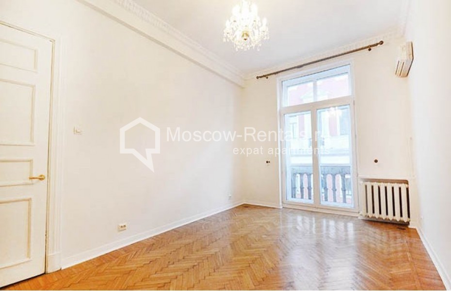 Photo #8 6-room (5 BR) apartment for <a href="http://moscow-rentals.ru/en/articles/long-term-rent" target="_blank">a long-term</a> rent
 in Russia, Moscow, Tverskaya str, 15