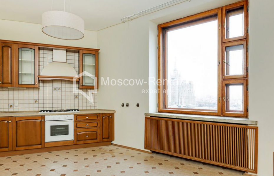 Photo #3 4-room (3 BR) apartment for <a href="http://moscow-rentals.ru/en/articles/long-term-rent" target="_blank">a long-term</a> rent
 in Russia, Moscow, Granatnyi lane, 10 С 1