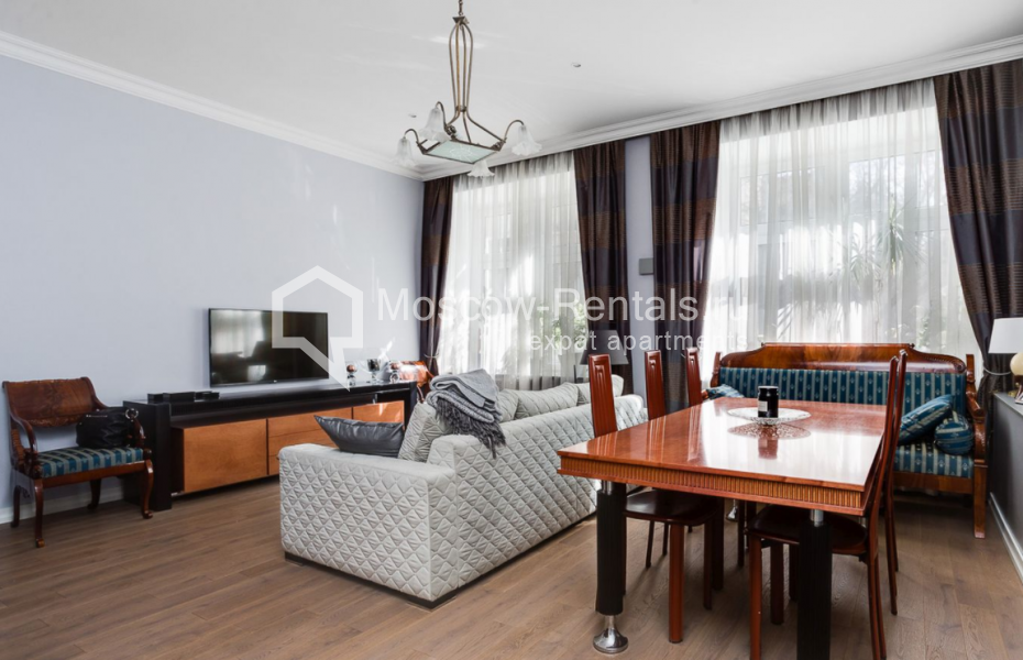 Photo #1 3-room (2 BR) apartment for <a href="http://moscow-rentals.ru/en/articles/long-term-rent" target="_blank">a long-term</a> rent
 in Russia, Moscow, Spiridonievski lane, 7