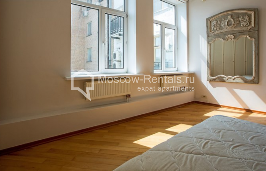 Photo #8 5-room (4 BR) apartment for <a href="http://moscow-rentals.ru/en/articles/long-term-rent" target="_blank">a long-term</a> rent
 in Russia, Moscow, Bolshoi Kozikhinskyi lane, 27 С 1