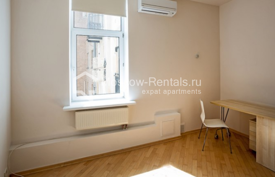 Photo #13 5-room (4 BR) apartment for <a href="http://moscow-rentals.ru/en/articles/long-term-rent" target="_blank">a long-term</a> rent
 in Russia, Moscow, Bolshoi Kozikhinskyi lane, 27 С 1