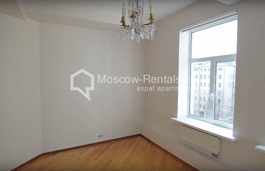 Photo #20 5-room (4 BR) apartment for <a href="http://moscow-rentals.ru/en/articles/long-term-rent" target="_blank">a long-term</a> rent
 in Russia, Moscow, Bolshoi Kozikhinskyi lane, 27 С 1