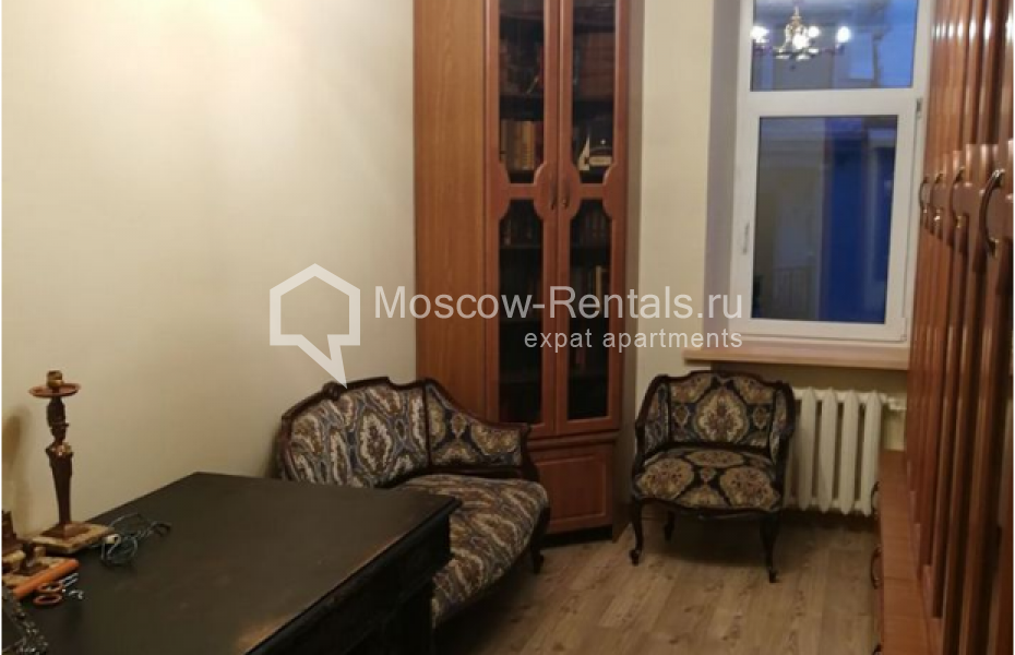 Photo #9 3-room (2 BR) apartment for <a href="http://moscow-rentals.ru/en/articles/long-term-rent" target="_blank">a long-term</a> rent
 in Russia, Moscow, Kolokolnikov lane, 6 С 1