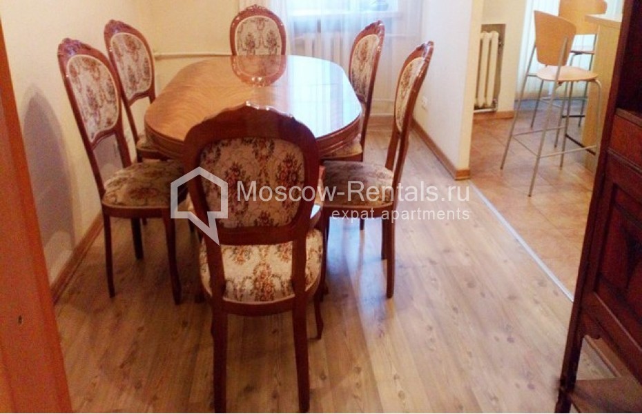 Photo #5 3-room (2 BR) apartment for <a href="http://moscow-rentals.ru/en/articles/long-term-rent" target="_blank">a long-term</a> rent
 in Russia, Moscow, Kolokolnikov lane, 6 С 1