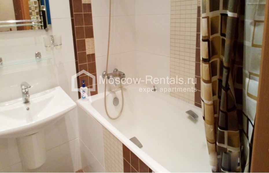 Photo #11 3-room (2 BR) apartment for <a href="http://moscow-rentals.ru/en/articles/long-term-rent" target="_blank">a long-term</a> rent
 in Russia, Moscow, Kolokolnikov lane, 6 С 1