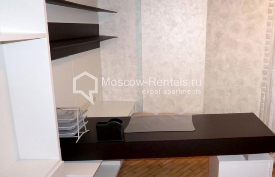 Photo #11 3-room (2 BR) apartment for <a href="http://moscow-rentals.ru/en/articles/long-term-rent" target="_blank">a long-term</a> rent
 in Russia, Moscow, Gnezdnikovskyi lane, 10