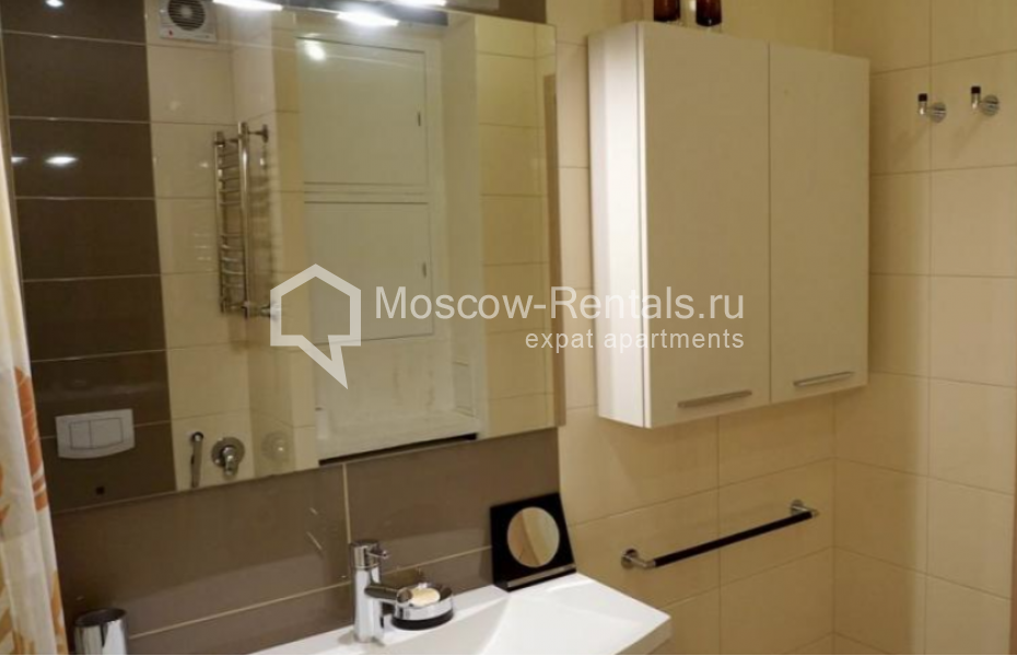 Photo #14 3-room (2 BR) apartment for <a href="http://moscow-rentals.ru/en/articles/long-term-rent" target="_blank">a long-term</a> rent
 in Russia, Moscow, Gnezdnikovskyi lane, 10