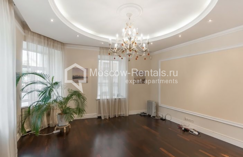Photo #8 3-room (2 BR) apartment for <a href="http://moscow-rentals.ru/en/articles/long-term-rent" target="_blank">a long-term</a> rent
 in Russia, Moscow, Bolshoi Palashevskyi lane, 14/ 7С1